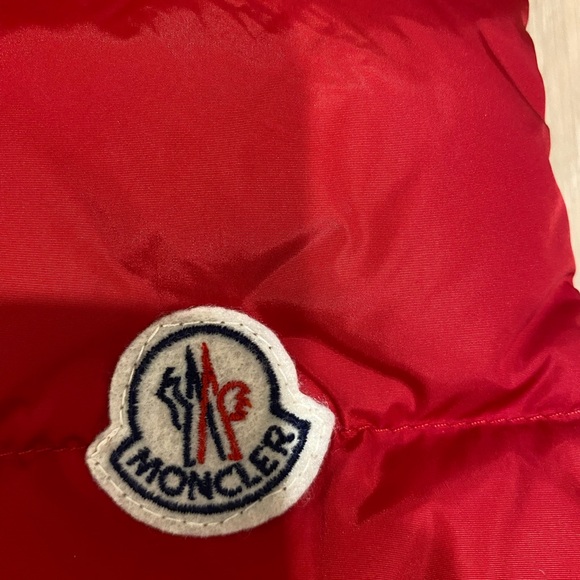 Moncler Kids Cherry Red Puffer Jacket - Picture 3 of 7